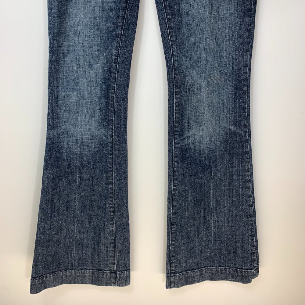 3/$25 American Rag Low Rise Boot Cut Size 3 - Picture 2 of 8